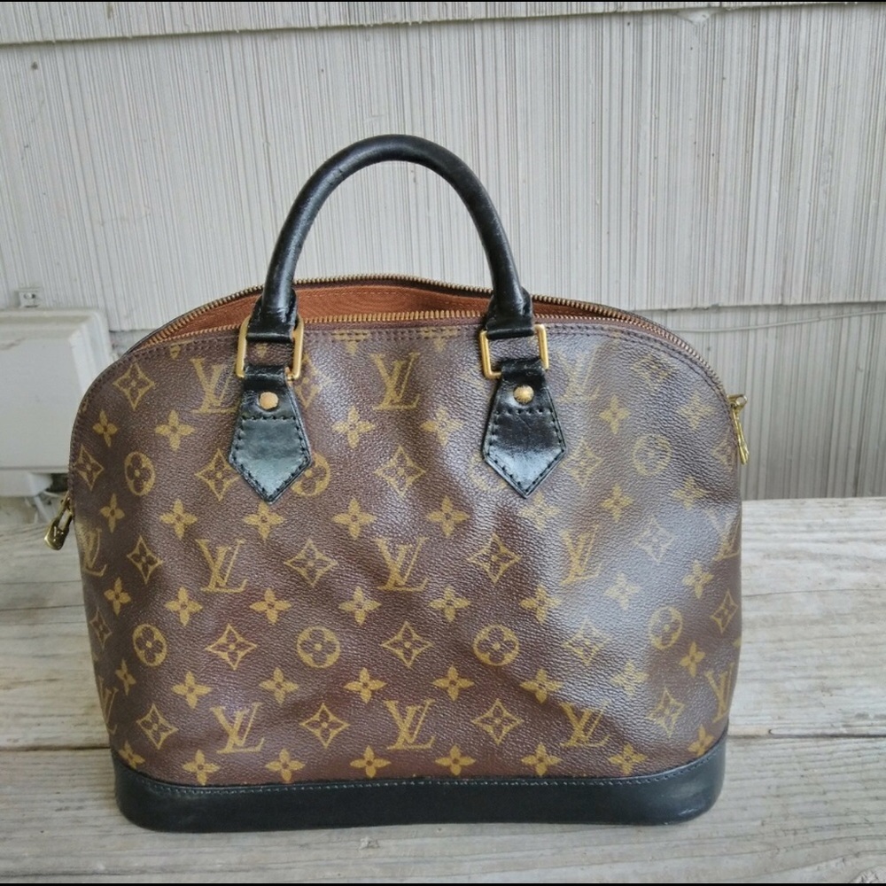 Louis Vuitton Alma bag